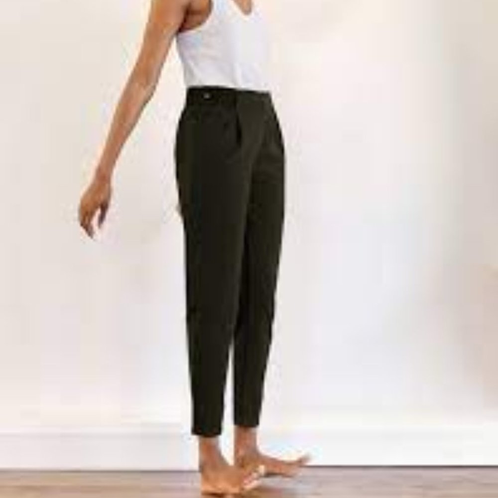 ISO ADAY Turn It Up Pants size small